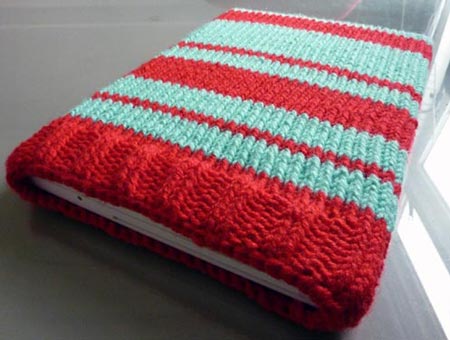 Laptop Sleeve on Knitted Laptop Sleeve   Arts  Crafts And Design Finds
