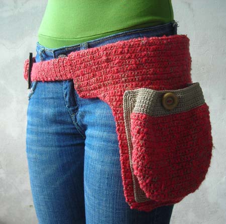 Crocheted Belt Bag by Kadinela