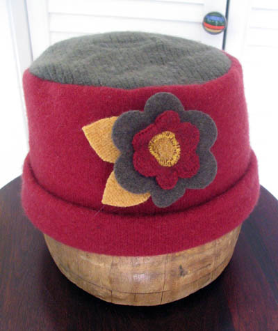 Cashmere Hat with Decorative Flower Pin