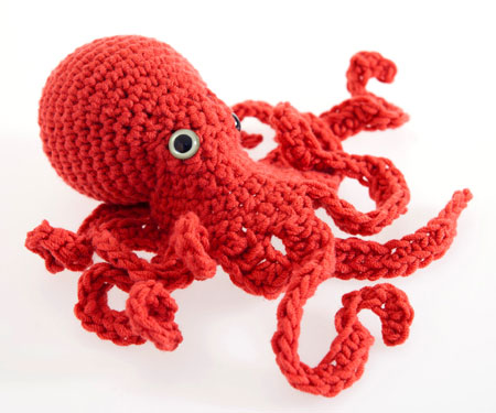 Crochet Coral Red Octopus Amigurumi