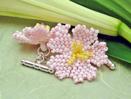 Pink Beadwoven Flower Cufflinks