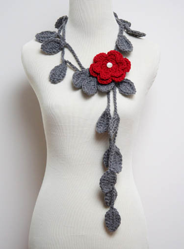 Crocheted Leaf Necklace With Flower Brooch